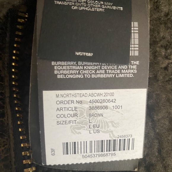 Burberry - Picture 3 of 5